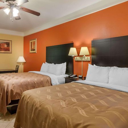 Quality Inn & Suites At The Outlets Mercedes-Weslaco Eksteriør billede