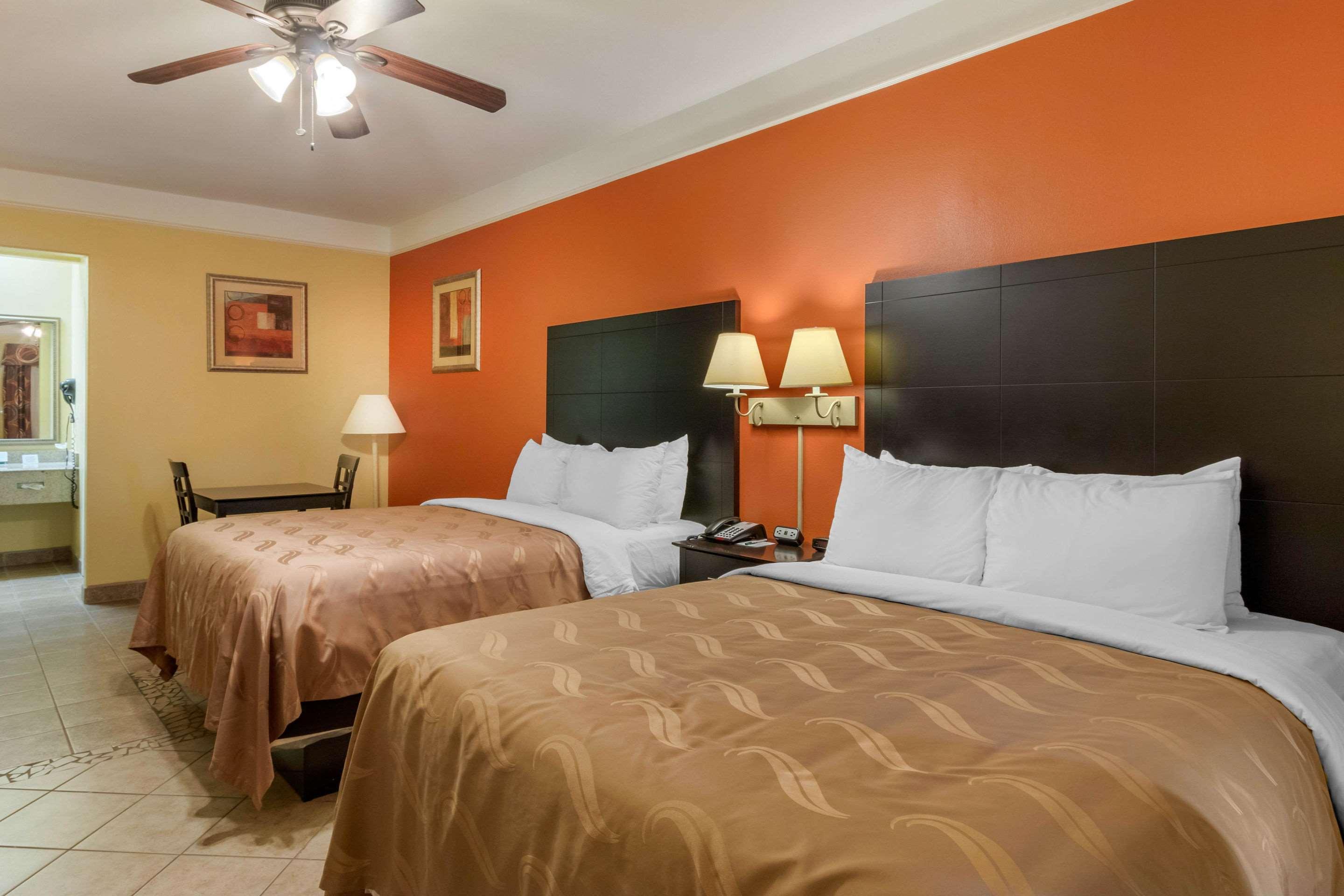 Quality Inn & Suites At The Outlets Mercedes-Weslaco Eksteriør billede