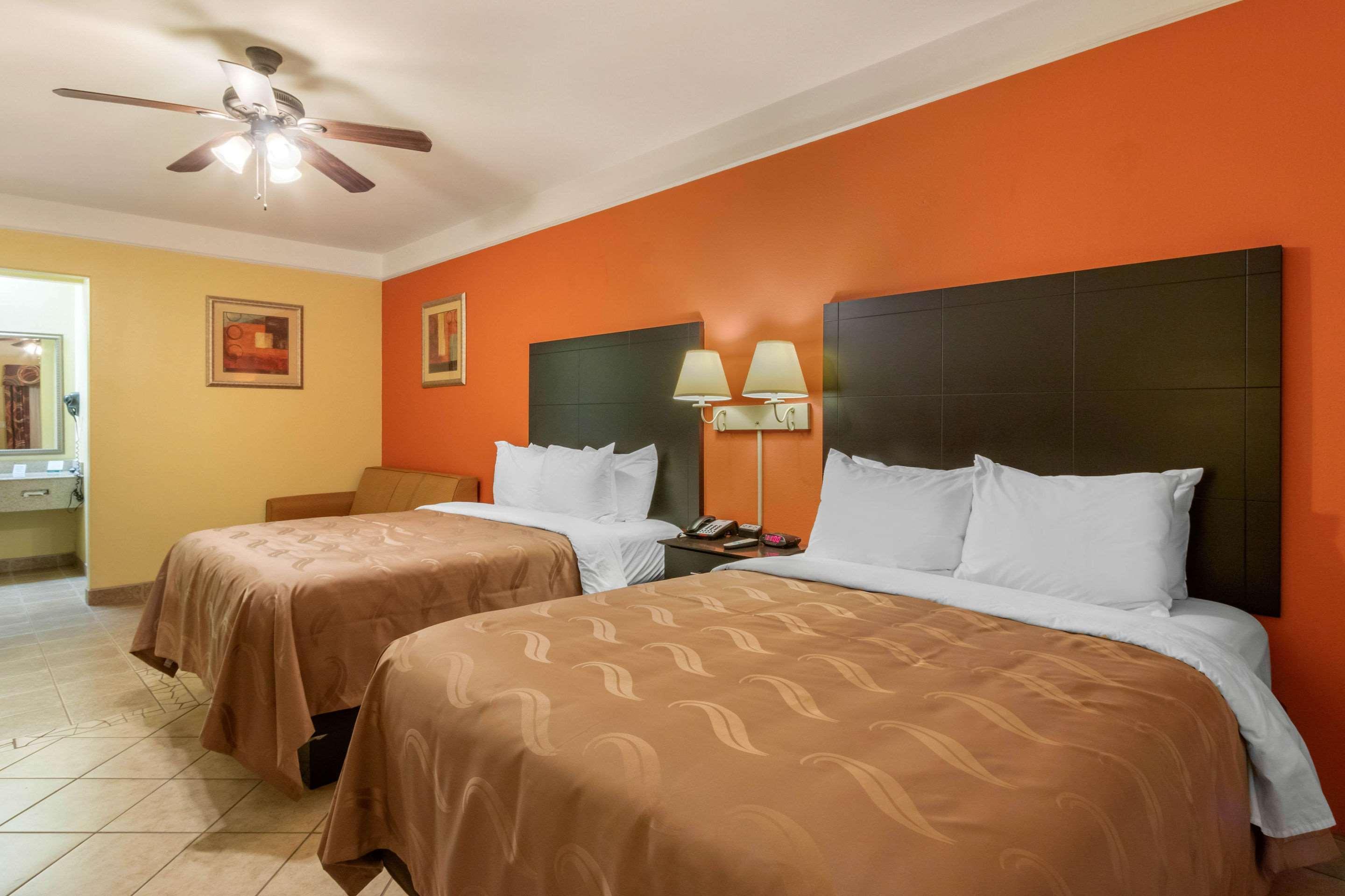Quality Inn & Suites At The Outlets Mercedes-Weslaco Eksteriør billede