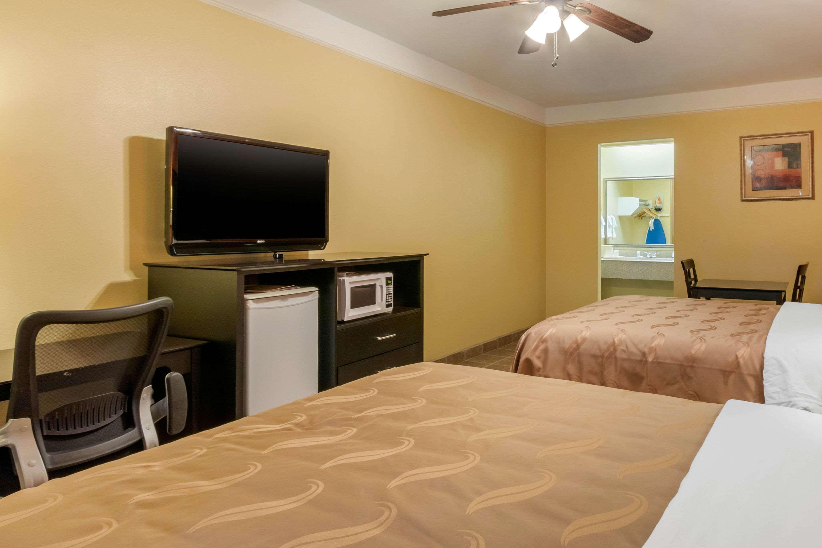 Quality Inn & Suites At The Outlets Mercedes-Weslaco Eksteriør billede
