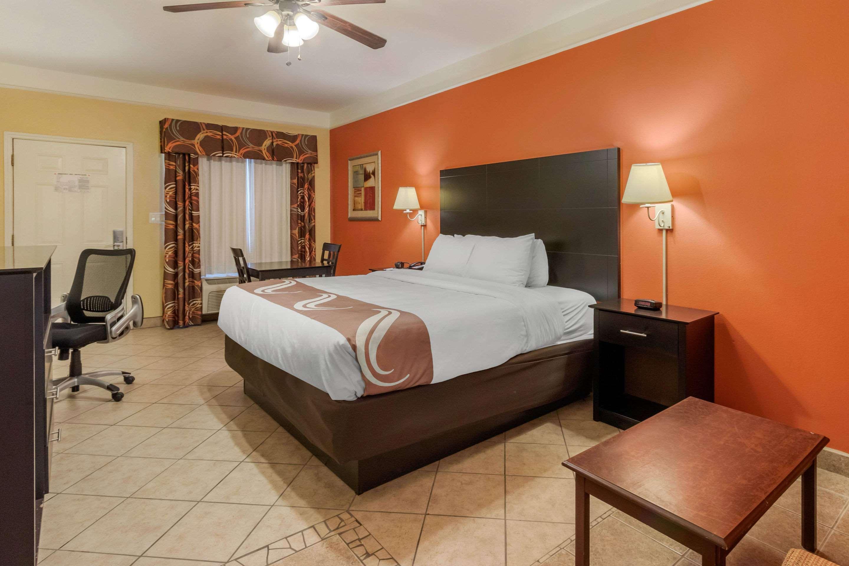 Quality Inn & Suites At The Outlets Mercedes-Weslaco Eksteriør billede