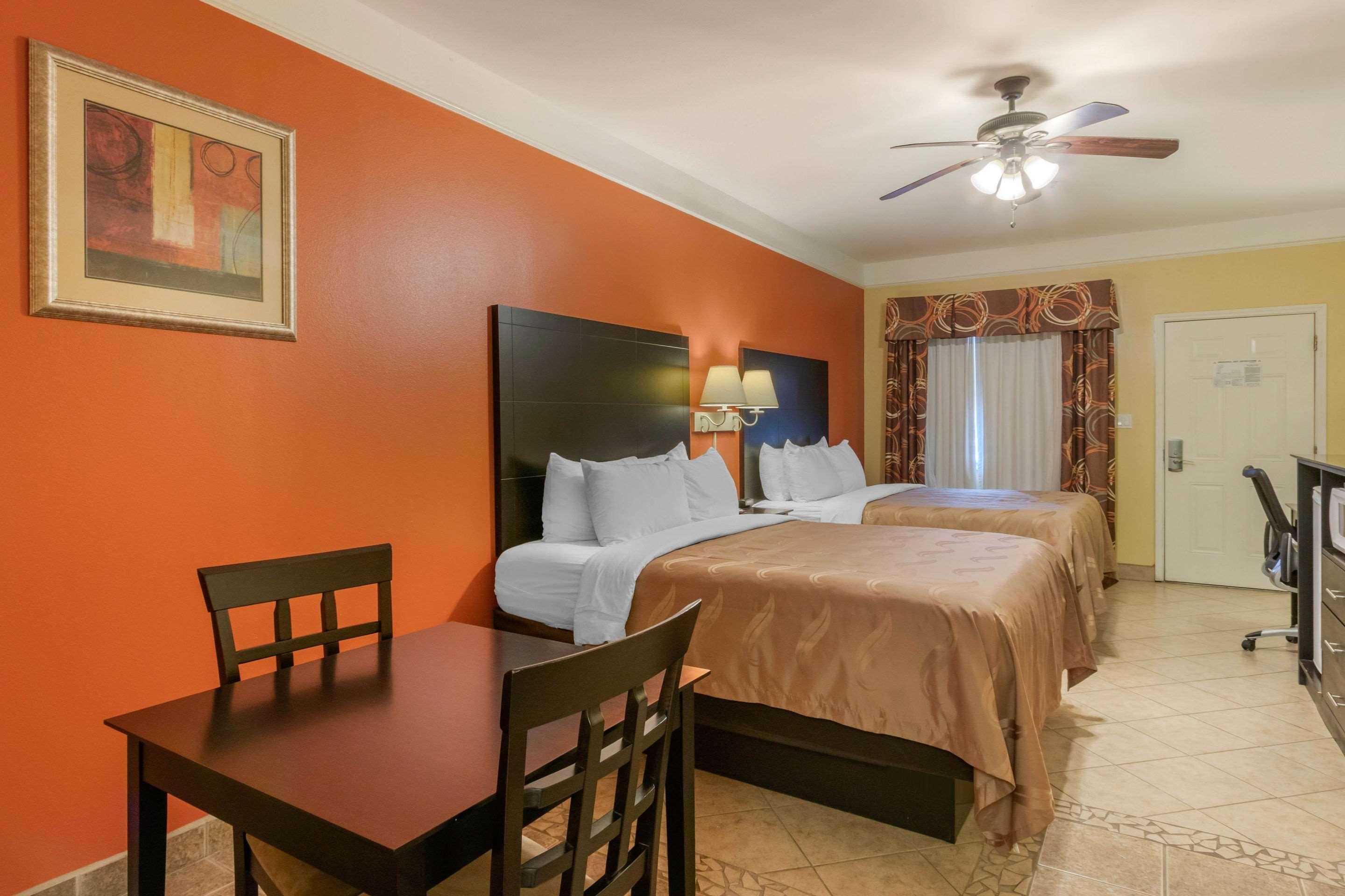 Quality Inn & Suites At The Outlets Mercedes-Weslaco Eksteriør billede