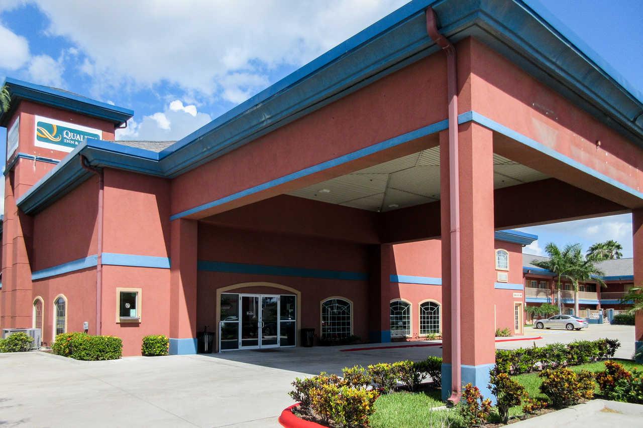 Quality Inn & Suites At The Outlets Mercedes-Weslaco Eksteriør billede