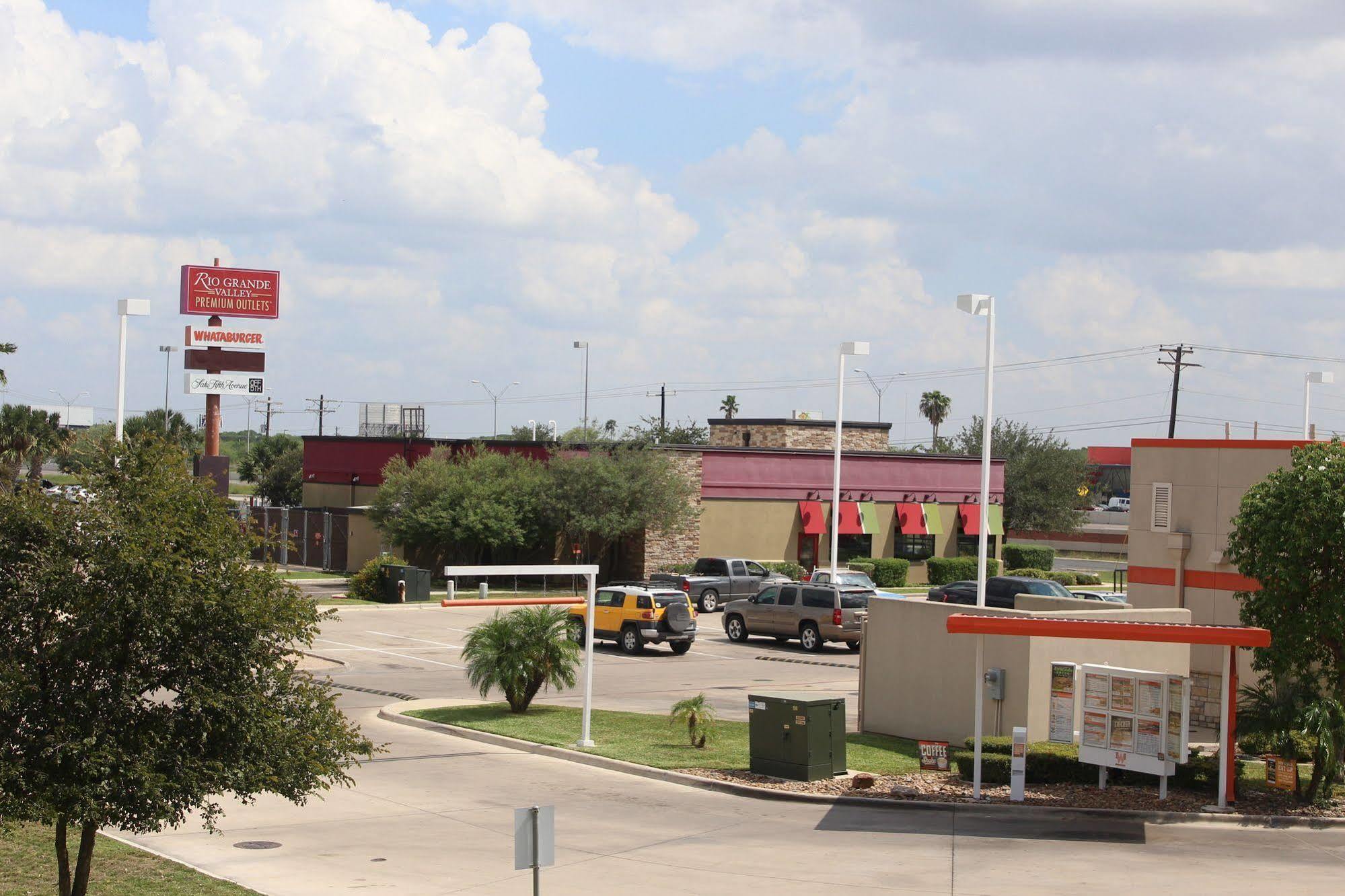 Quality Inn & Suites At The Outlets Mercedes-Weslaco Eksteriør billede