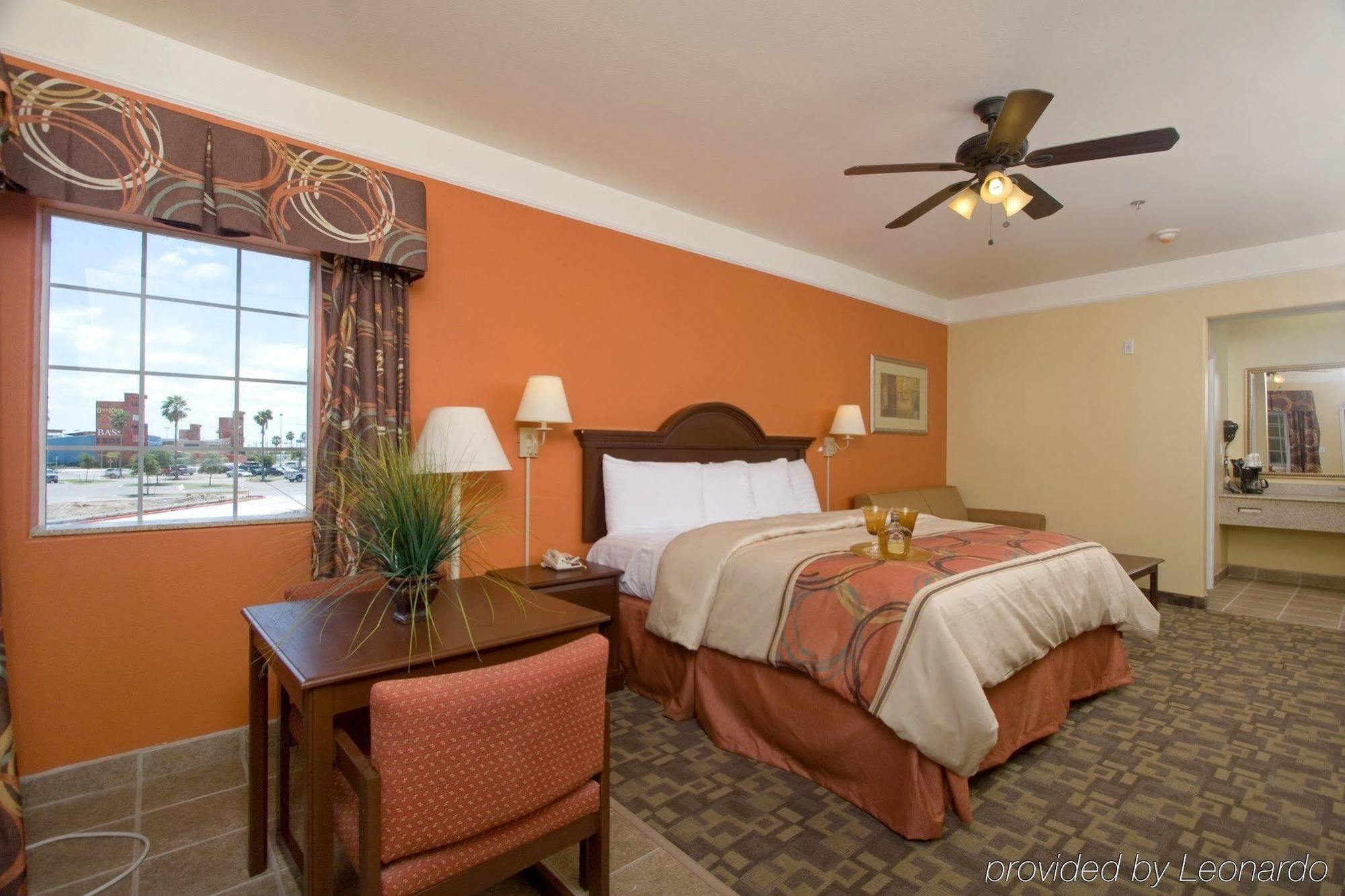 Quality Inn & Suites At The Outlets Mercedes-Weslaco Eksteriør billede
