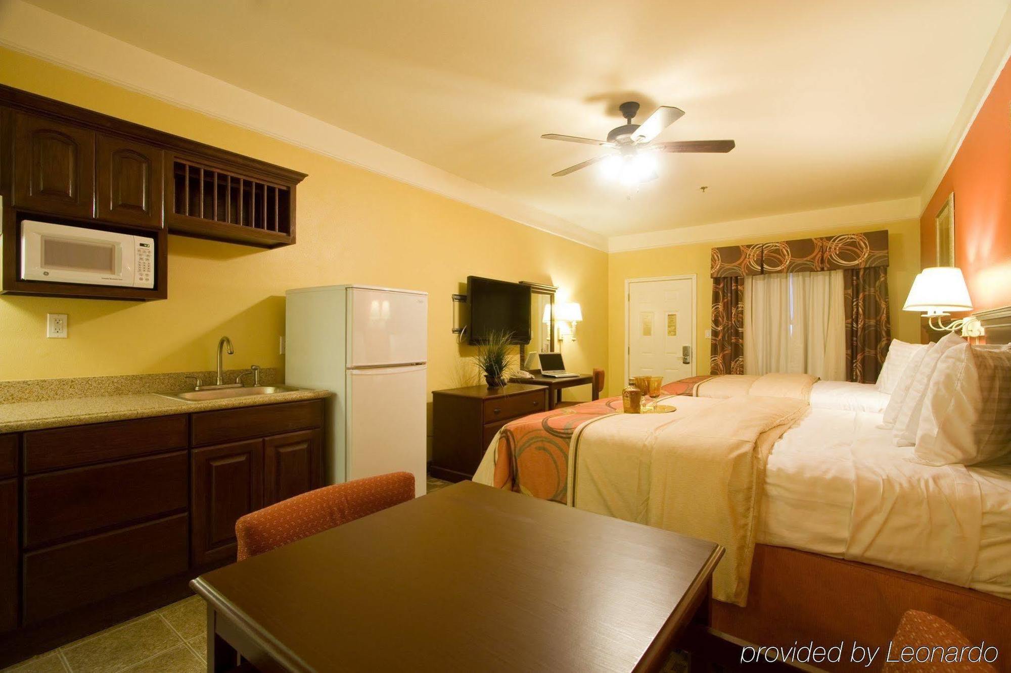 Quality Inn & Suites At The Outlets Mercedes-Weslaco Eksteriør billede
